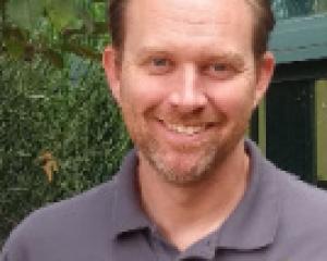 SunEarth's Adam Chrisman, Receives E+E 100