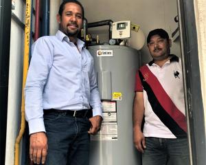 LuxMart Solar Installs the first round of Islanders in Mexico